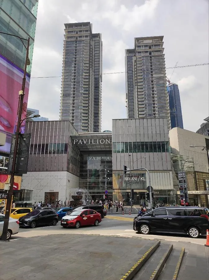 Dorsett Bukit Bintang, Premium Bed, Bathtub, Starhill Pavilion, Netflix, Infinity Pool Kuala Lumpur Malaysia